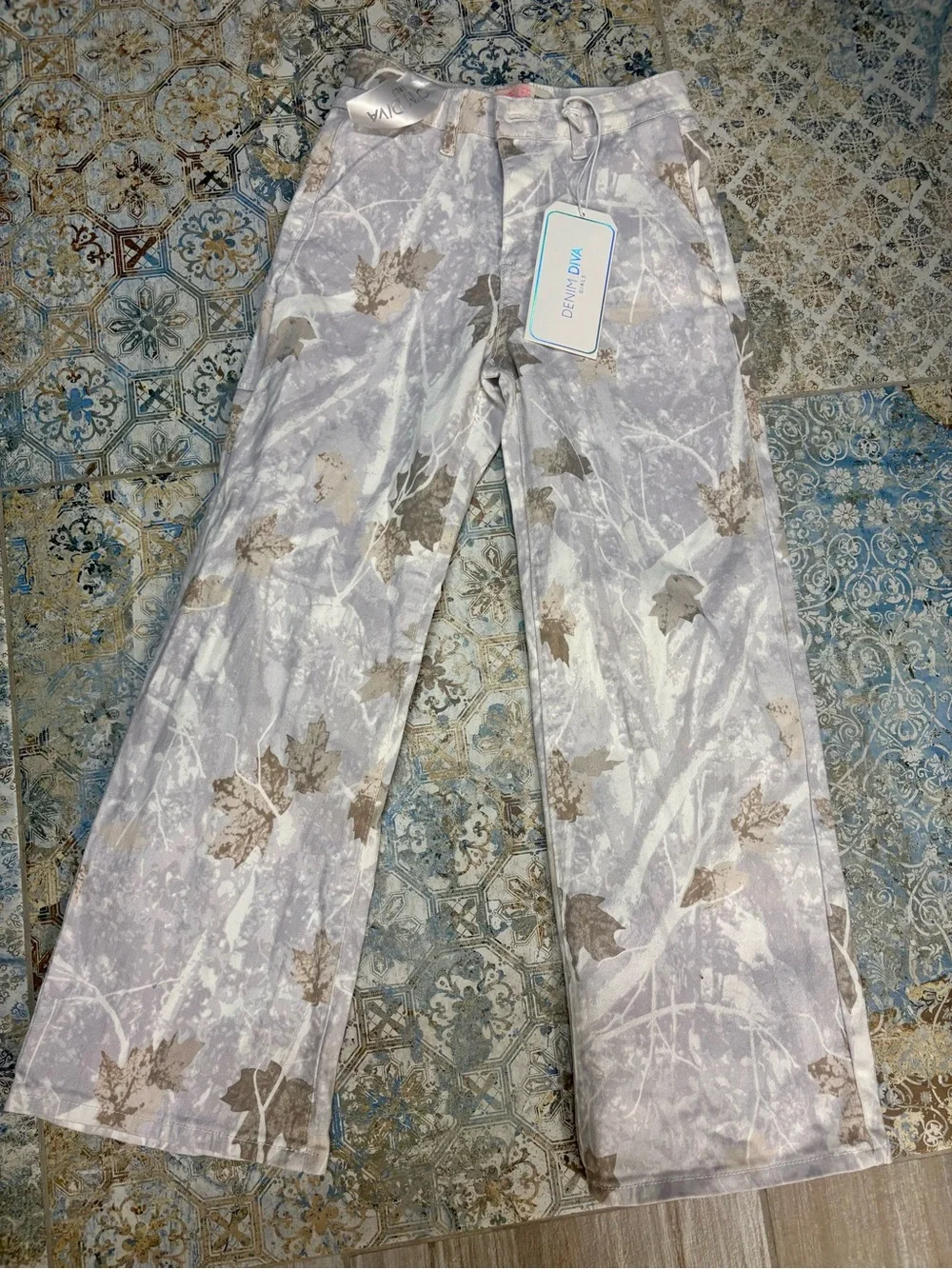 Kids Light Gray Floral Wide-Leg Jeans